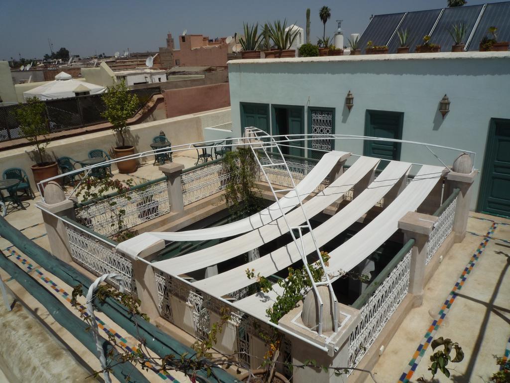 Riad Azahar Marrakesh Bagian luar foto