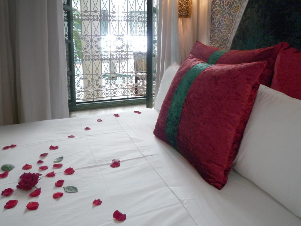 Riad Azahar Marrakesh Bagian luar foto