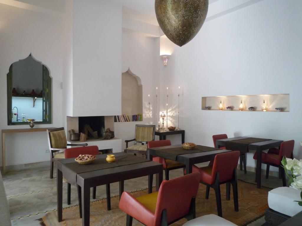 Riad Azahar Marrakesh Bagian luar foto